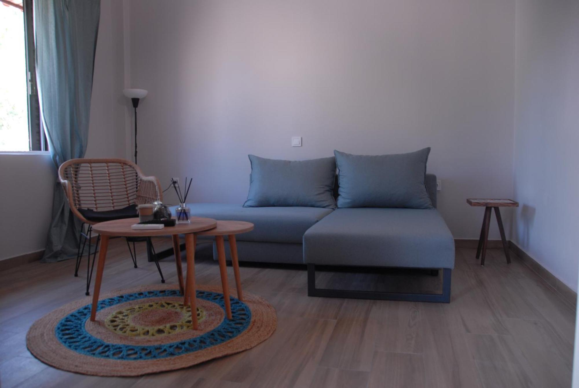 Appartement Nasis & *