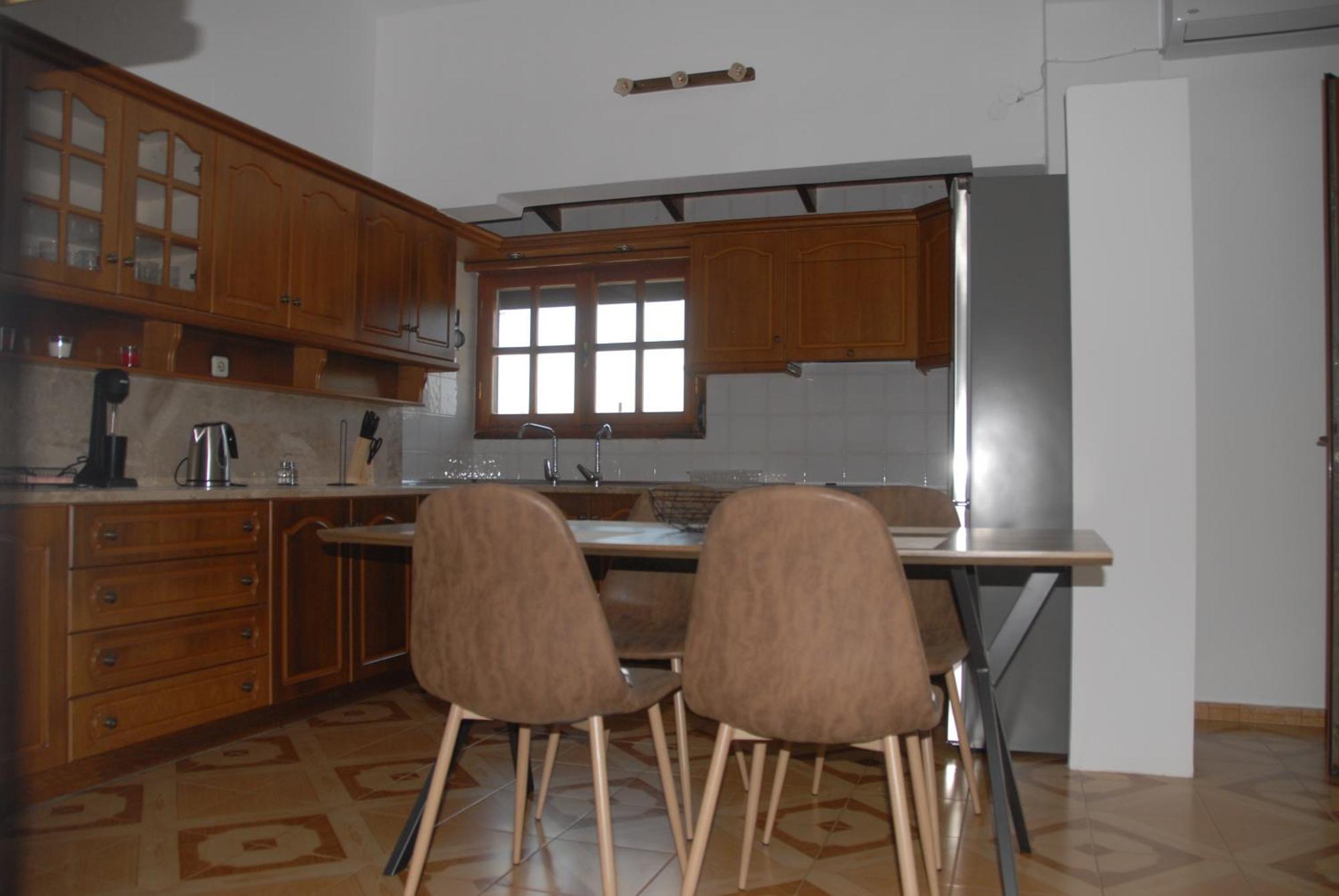 Nasis & Appartement Mytikas (Epirus)